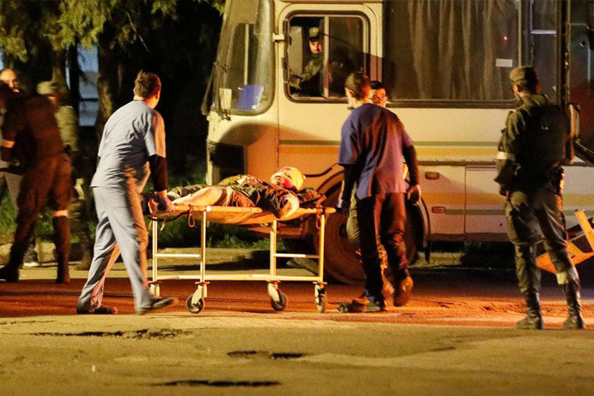 Евакуація з «Азовсталі»: Київ наголошує на домовленостях по обміну, Москва лише «святкує перемогу» / Новости Винницы и области / Інформаційний портал На Париже Новини Вінниці / Евакуація з «Азовсталі»: Київ наголошує на домовленостях по обміну, Москва лише «святкує перемогу»