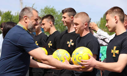 Новини Вінниці / Борзов сказав, що хоче будівництва за європейські кошти у Вінниці нового сучасного стадіону, але після перемоги