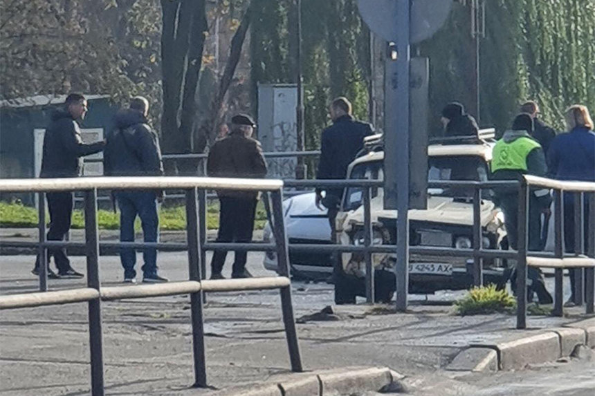 Новини Вінниці / ДТП «на мільйон»: у Вінниці водій «Жигулів» врізався у Porsche