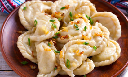 Новини Вінниці / Вінницькі каша «Зозуля», голубці королеви Бони та вареники з піском потрапили у «Фуд-гід Україною»