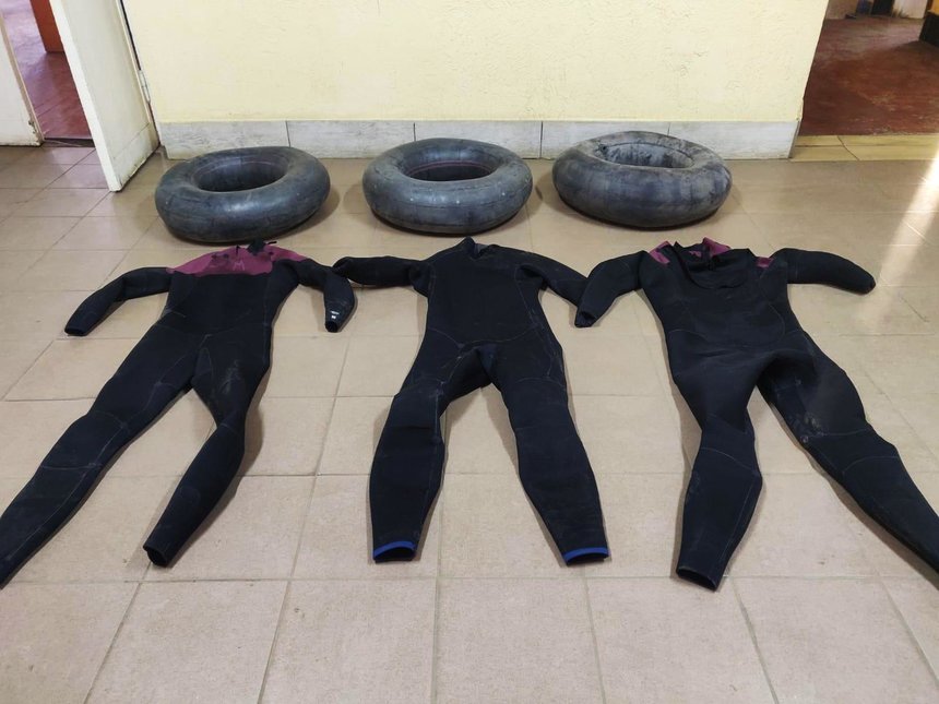 Новини Вінниці / Вінничанин на автомобільній шині хотів втекти до Румунії