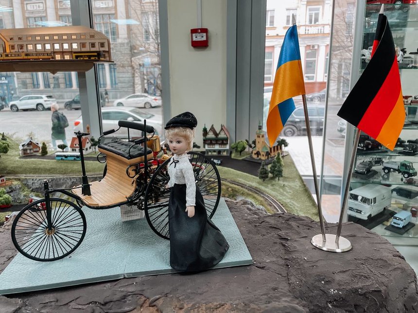 Новини Вінниці / У Вінниці відкрили виставку, присвячену Карлсруе - майбутньому місту-побратиму з Німеччини