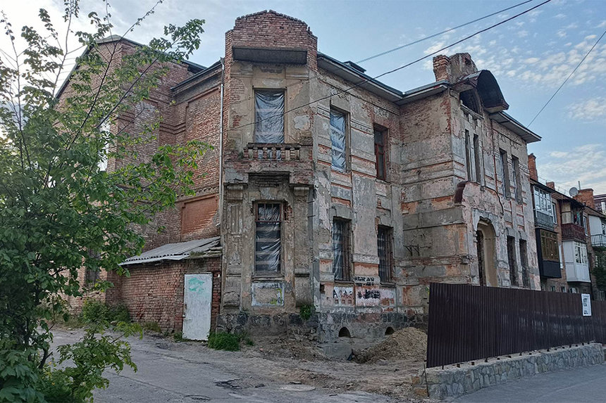 Новини Вінниці / Перебудова «Шоколадного будинку»? До кінця року у Вінниці обіцяють відреставрувати занедбаний «Дім пошти»