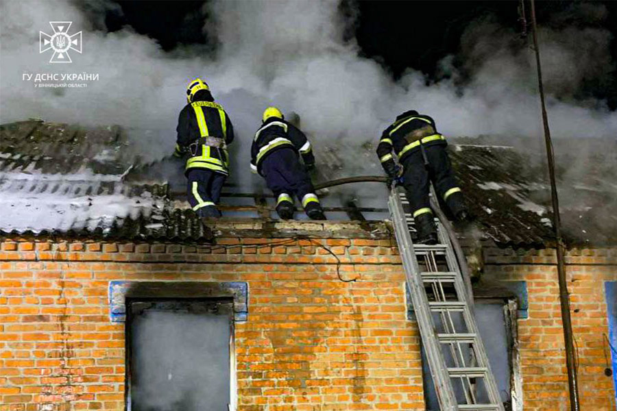 Новини Вінниці / Тіла сильно обгоріли: на Вінниччині під час пожежі загинуло троє людей